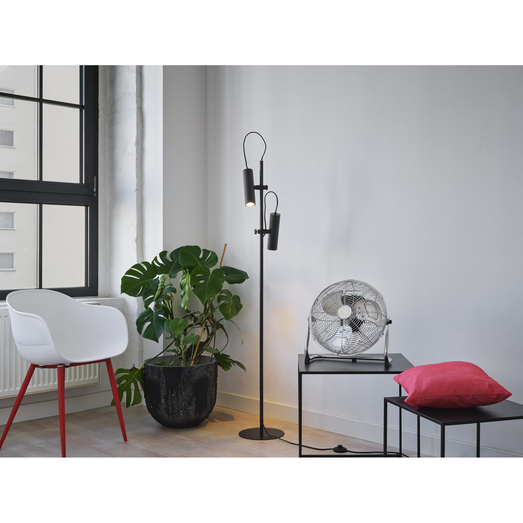 4058075838567 LEDVANCE Decor Drums sort gulvlampe Lamper,Gulvlamper,Gulvlamper 77600000270 Decor Drums