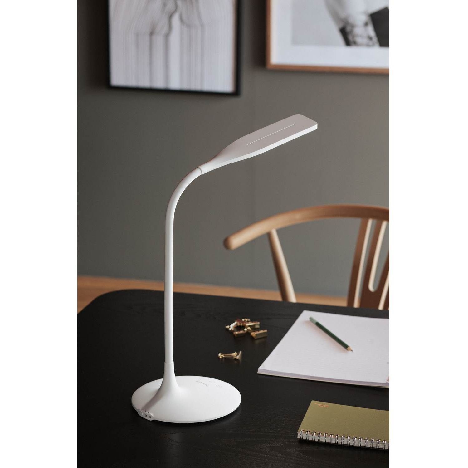 5412810271061 Nedis LTLG3M1WT2 - Skrivebordslampe opladbar Lamper,Bordlamper,Skrivebordslamper 2190000858 112730