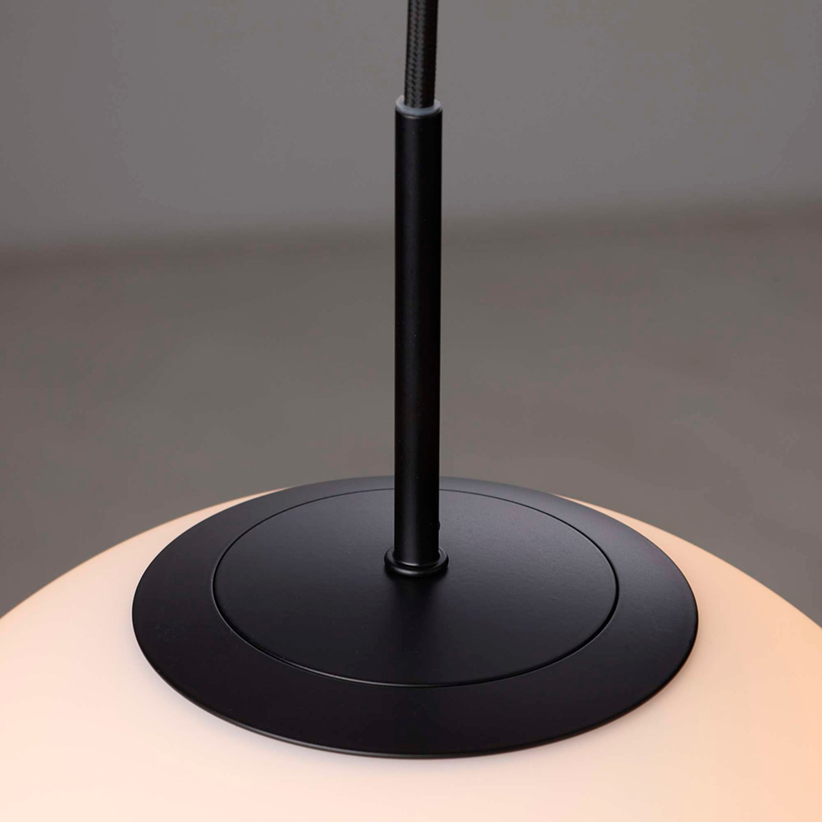 5703701467442 Nielsen Light Cafe Nora Ø30 opal/sort pendel Lamper,Pendler-/ Hængelamper,Pendler/Hængelamper 80900009510 Cafe Nora