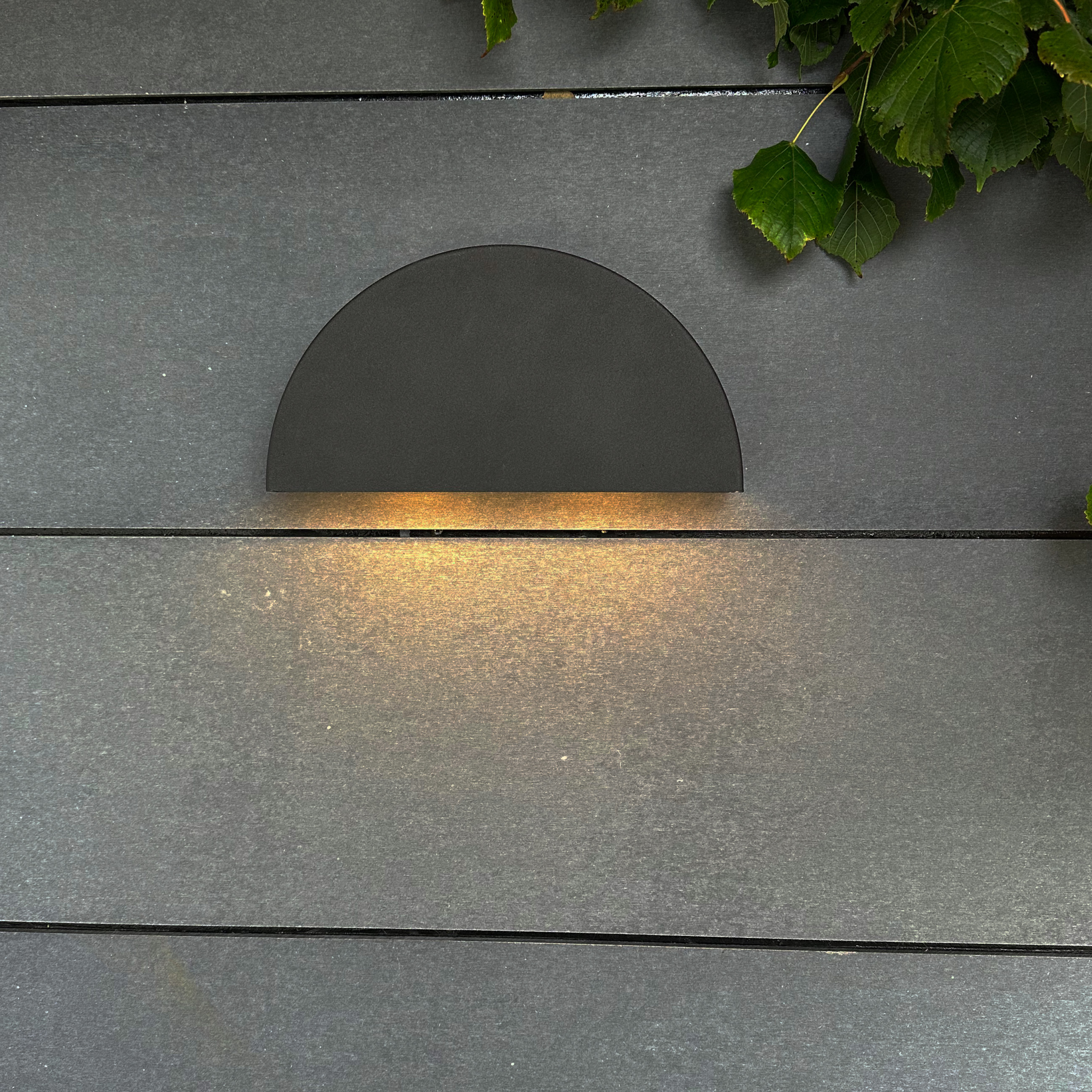 5704709010111 Dyberg Larsen Scott sort - Væglampe Lamper,Udendørs- lamper,Udendørslamper 89200006130 1011