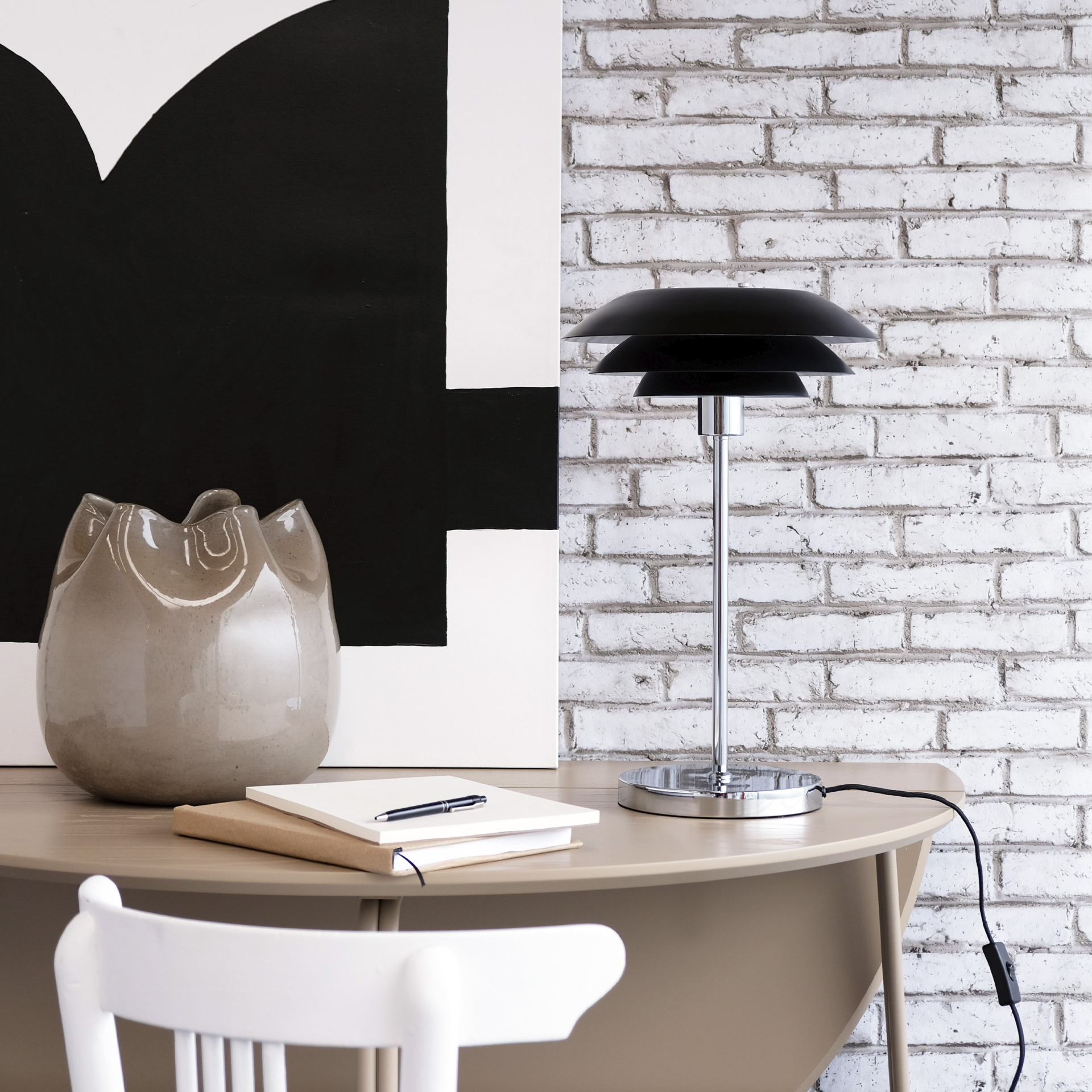 5704709080732 Dyberg Larsen DL31 sort - Bordlampe Lamper,Bordlamper,Bordlamper 89200001390 DL31 sort