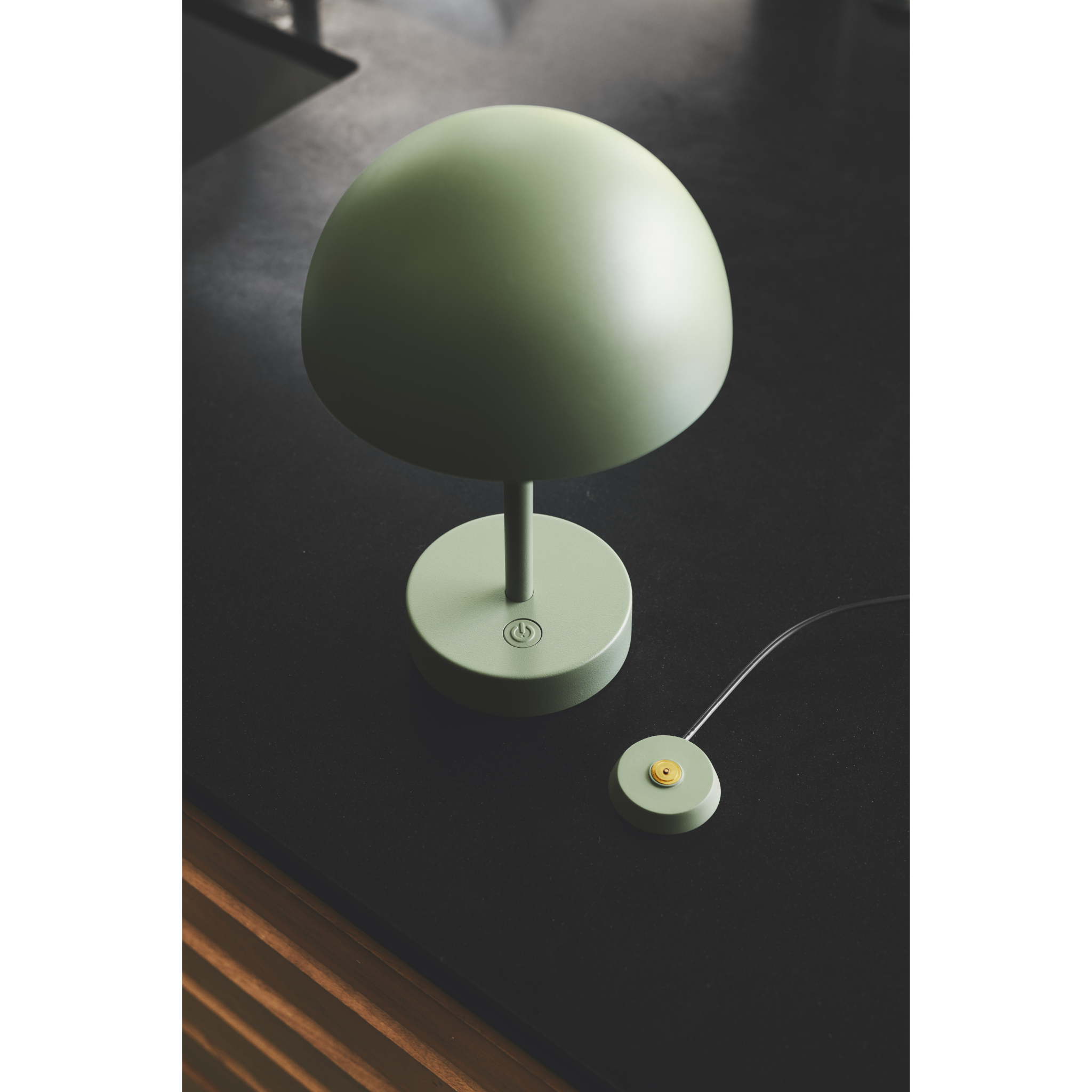 5704924017506 Nordlux Ellen To-Go olive - Bordlampe portable Lamper,Bordlamper,Trådløse bordlamper 87100011620 2418015023
