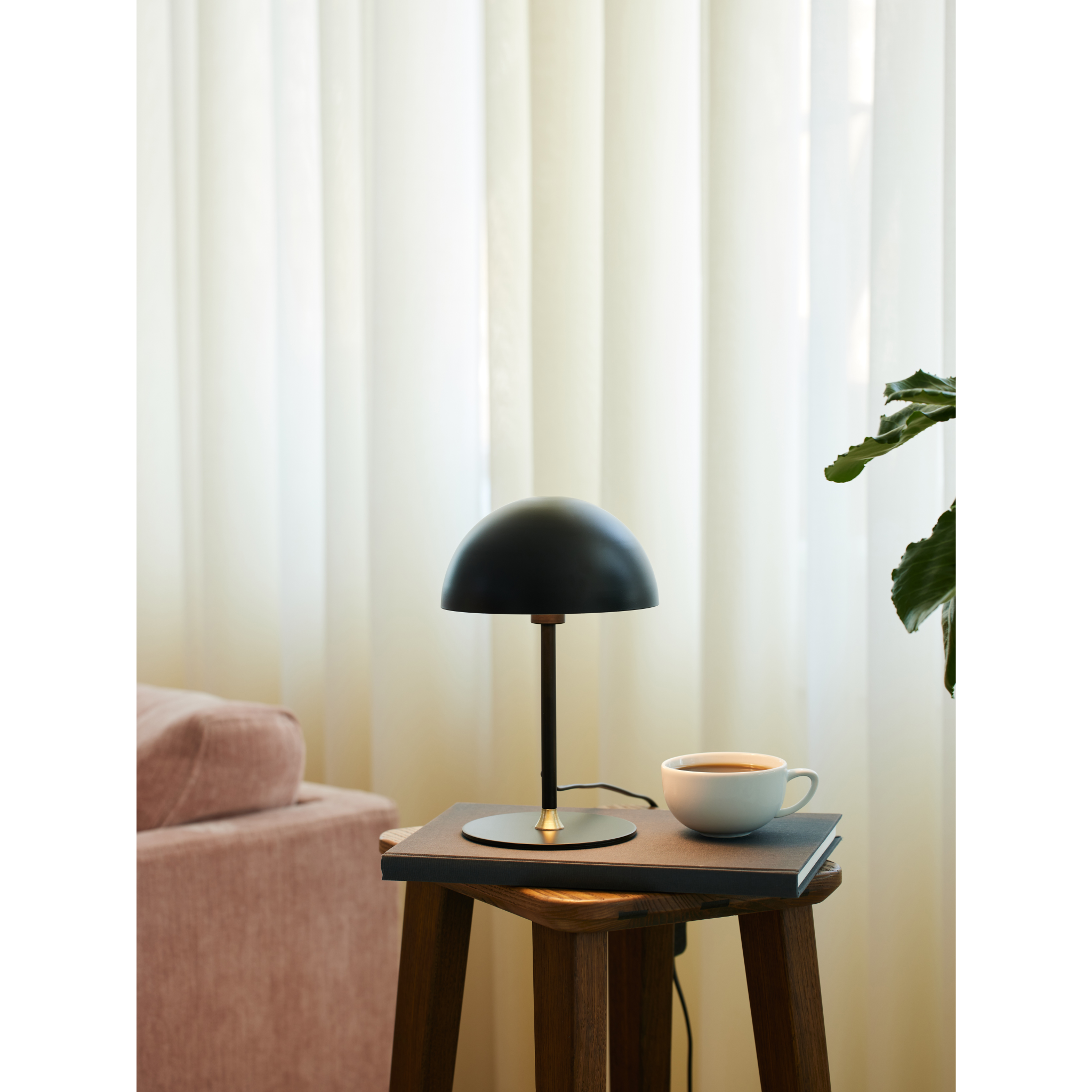 5705639747511 Halo Design Boogie Ø16 Mat sort Bordlampe Lamper,Bordlamper,Bordlamper 84500012450 747511