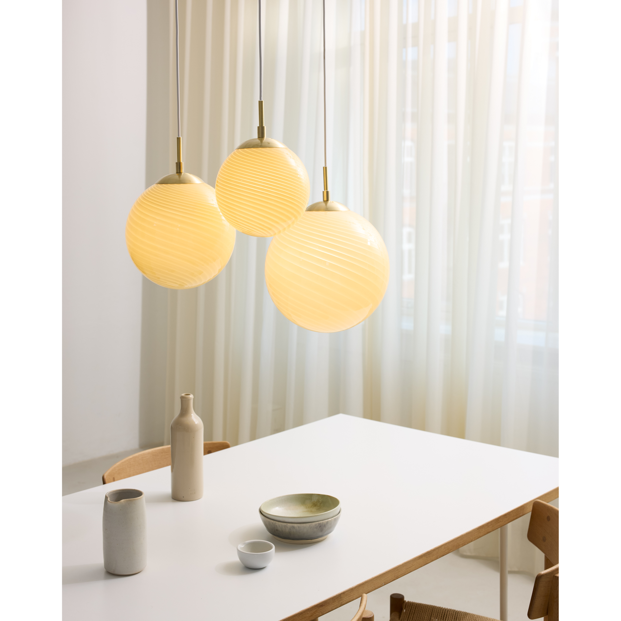 5705639748471 Halo Design Candy Ball Ø25 Cream pendel Lamper,Pendler-/ Hængelamper,Pendler/Hængelamper 84500019450 Candy Ball