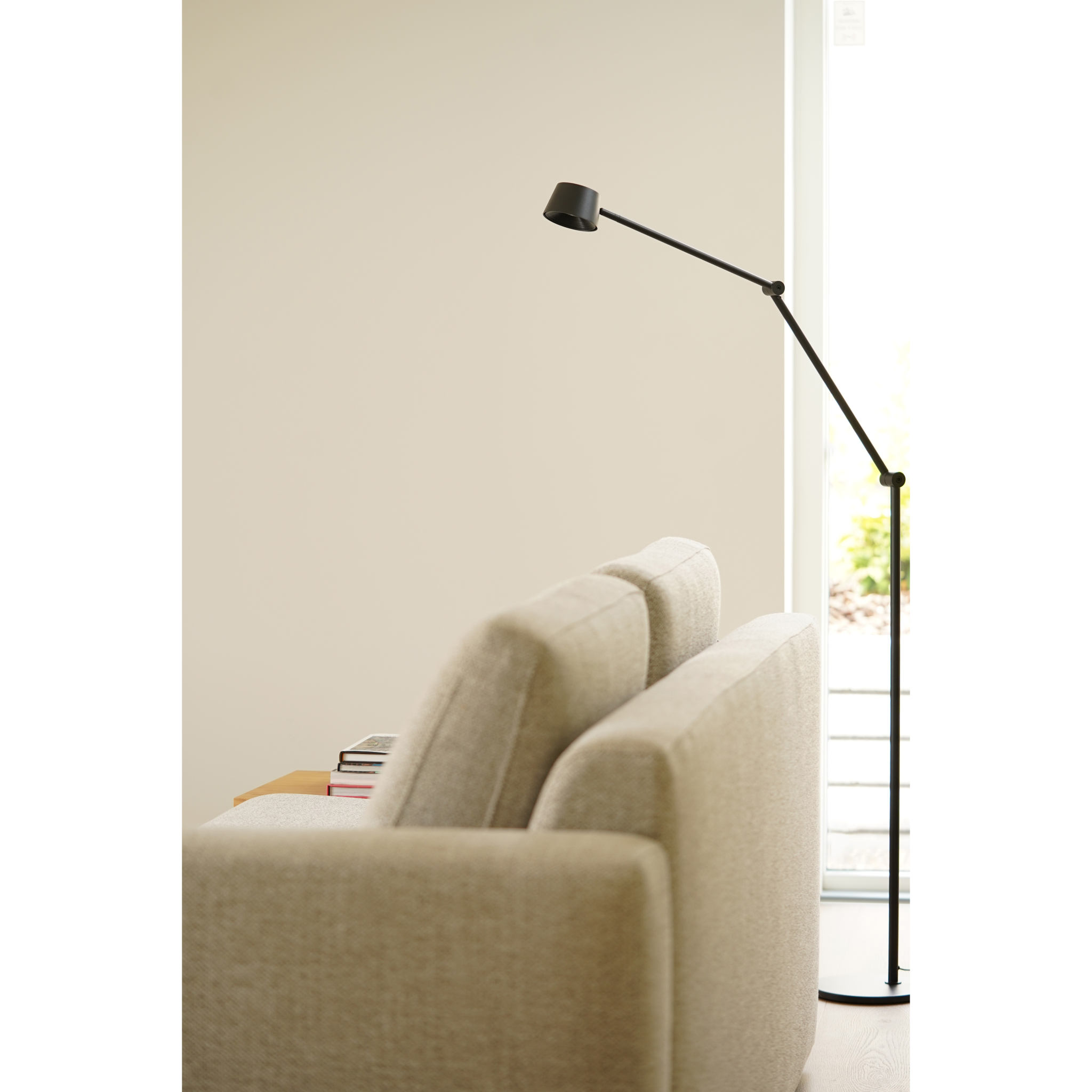 5706872058730 ANTIDARK Direction F2 LED black gulvlampe Lamper,Gulvlamper,Gulvlamper 90400003050 Direction