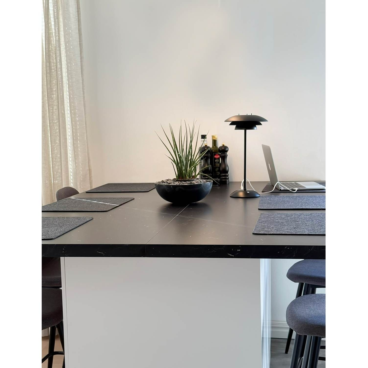 7041661282933 Aneta Epsilon sort portable lampe Lamper,Bordlamper,Trådløse bordlamper 2190012479 149473