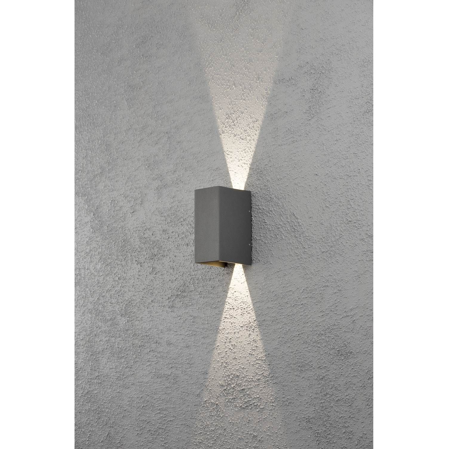 7318307940374 Konstmide Cremona væglampe Lamper,Udendørs- lamper,Udendørslamper 44400000290 108144