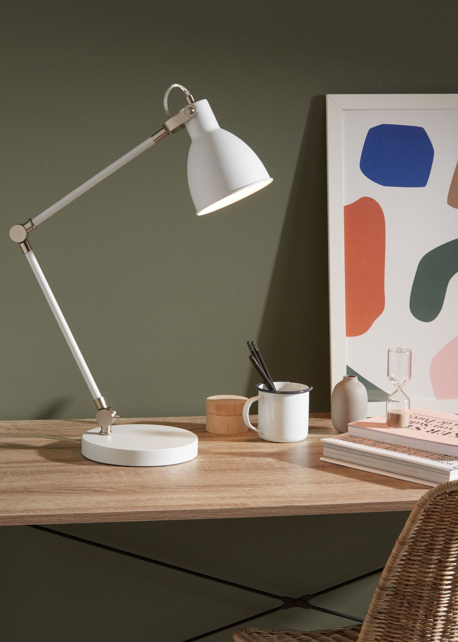 7330024585577 Marksløjd HOUSE hvid/stål 107738 - Bordlampe Lamper,Bordlamper,Bordlamper 86800002640 HOUSE hvid/stål 107738