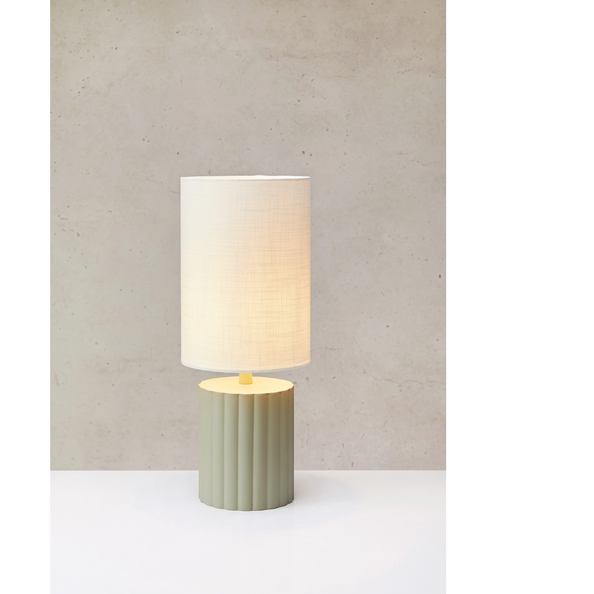 7330024615007 Markslöjd CAN white/grey bordlampe Lamper,Bordlamper,Bordlamper 86800002800 108831