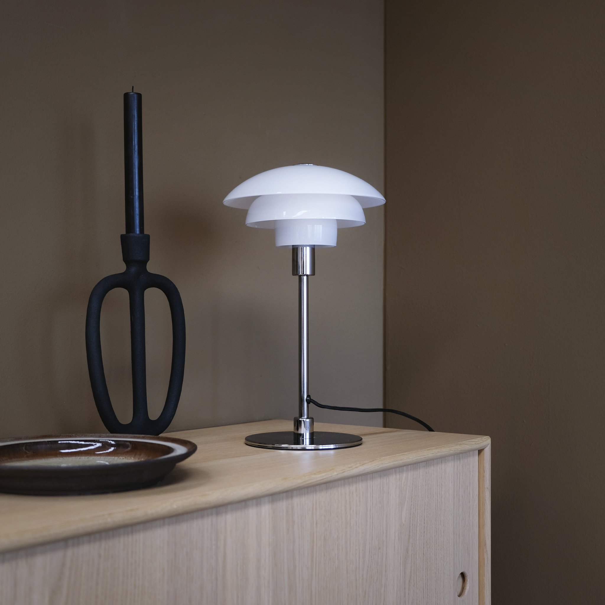 5704709082378 Dyberg Larsen Morph opal 8237 - Bordlampe Lamper,Bordlamper,Bordlamper 89200004840 Morph opal 8237