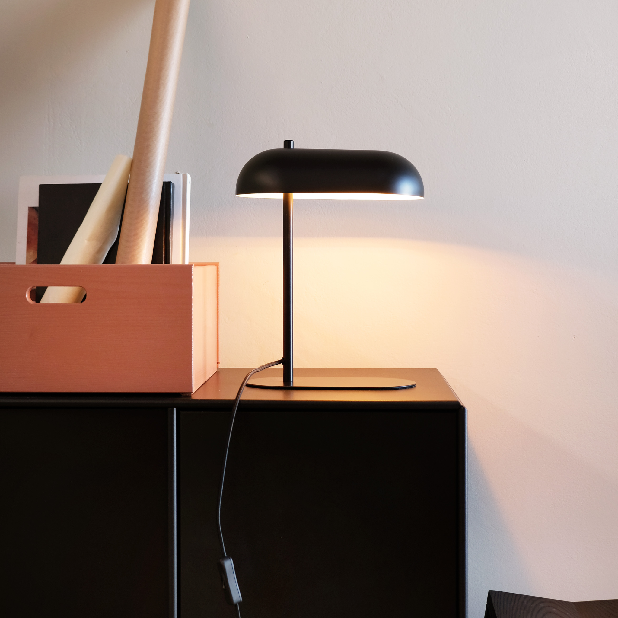 5704709091240 Dyberg Larsen Arch 9124 - Bordlampe Lamper,Bordlamper,Bordlamper 89200005570 9124