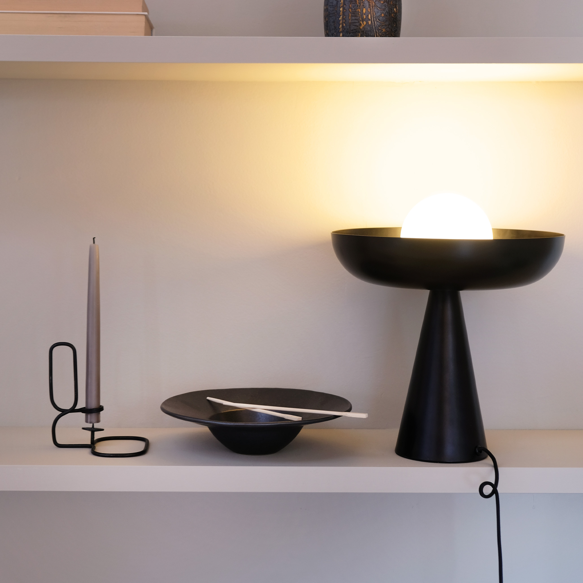 5704709093060 Dyberg Larsen AVA 9306 - Bordlampe Lamper,Bordlamper,Bordlamper 89200005600 9306