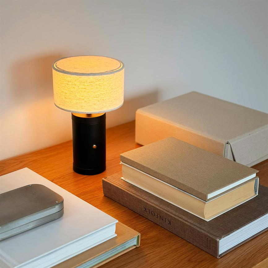 5704709095736 Dyberg Larsen Mellow portable bordlampe Lamper,Bordlamper,Trådløse bordlamper 89200080550 Mellow