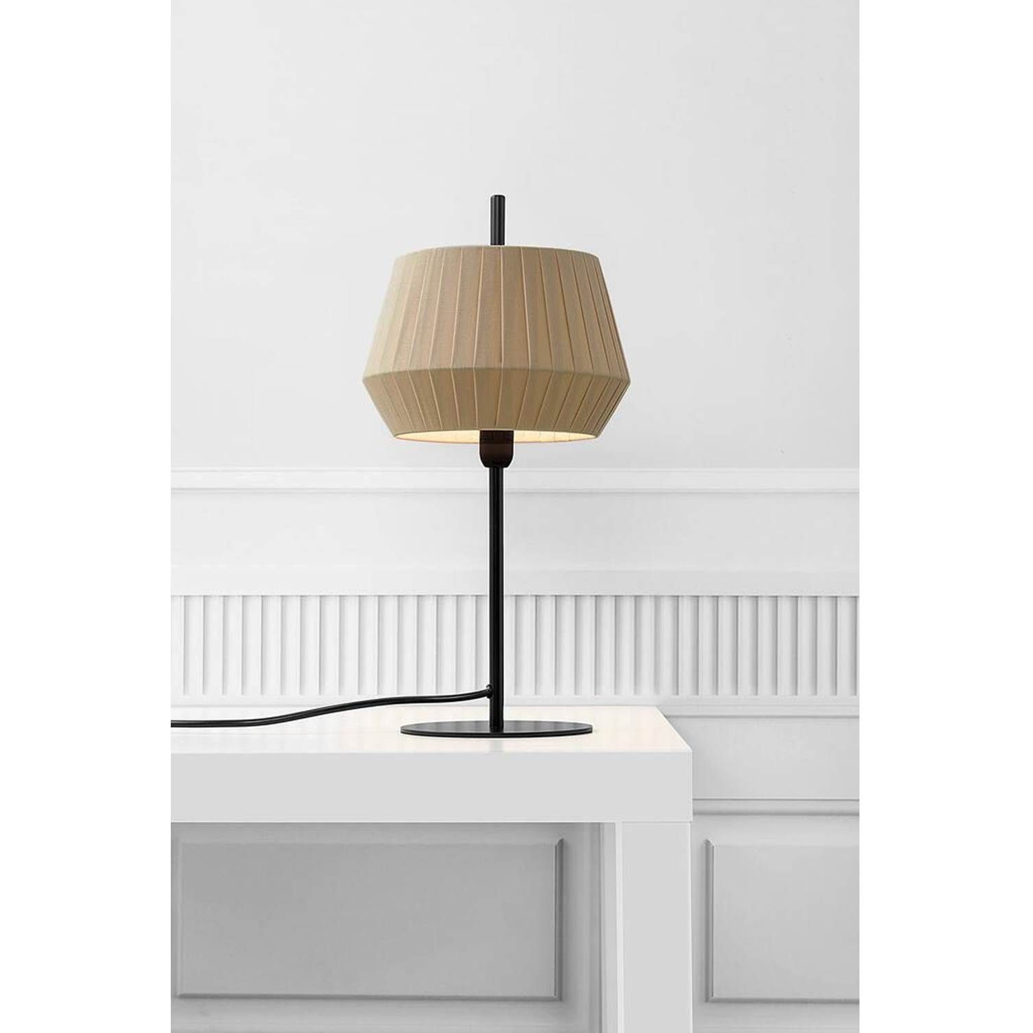 5704924005589 Nordlux Dicte beige - Bordlampe Lamper,Bordlamper,Bordlamper 2190001875 117501