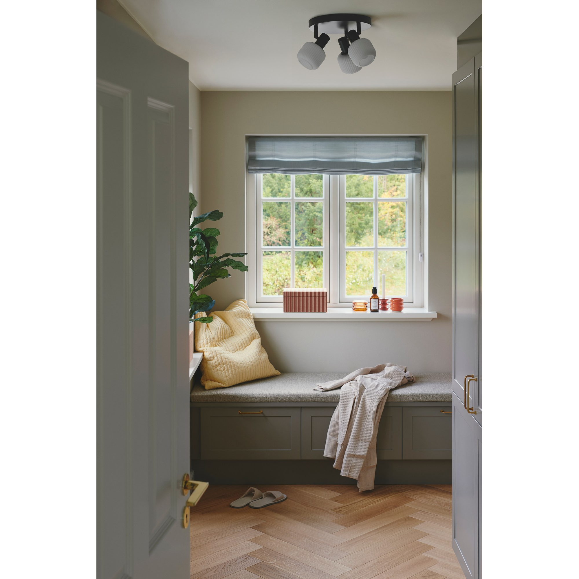 5704924018657 Nordlux Milford sort 3-spot rondel Lamper,Spotserier,Spotserier 87109000071 Milford