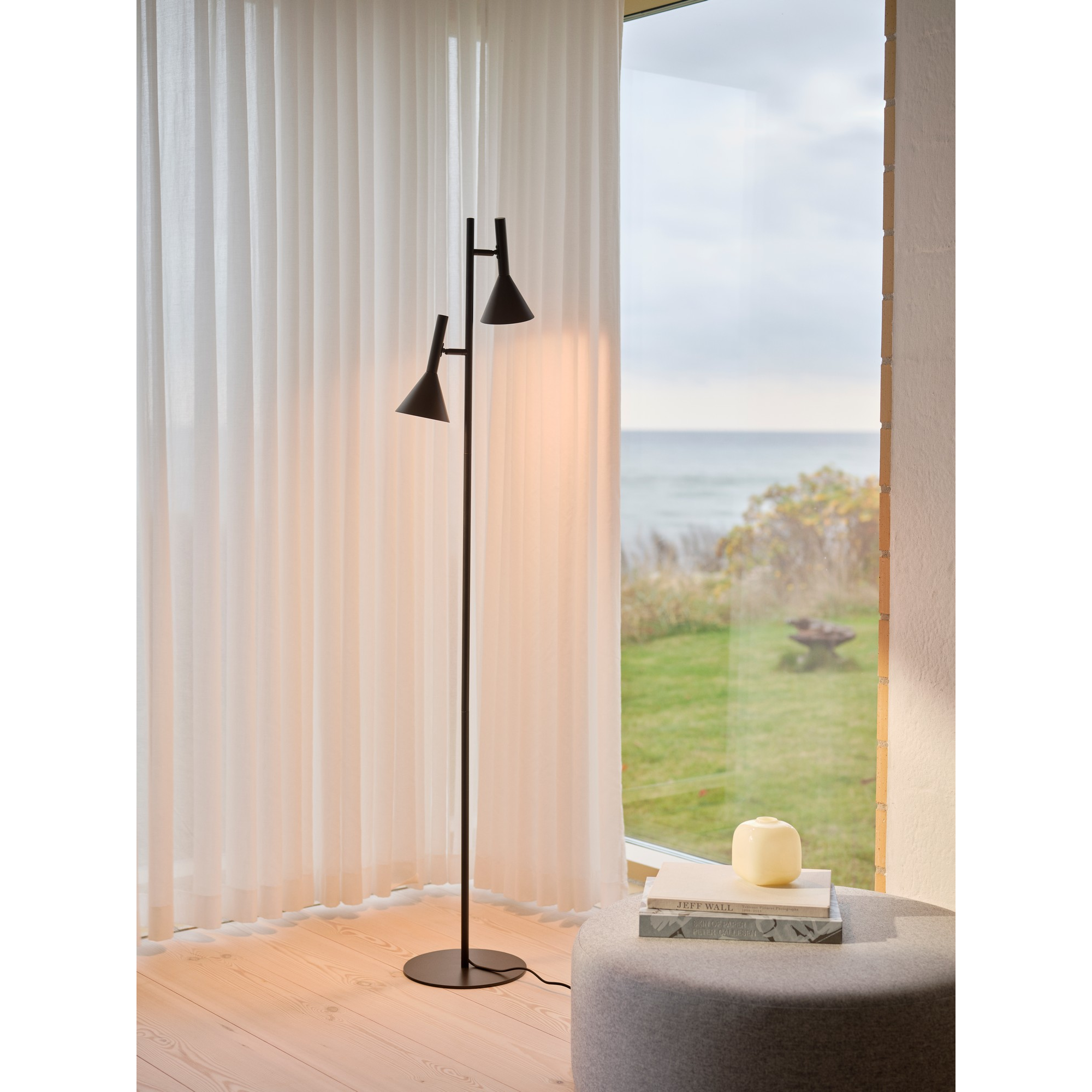 5704924027369 Nordlux Kelvis sort gulvlampe Lamper,Gulvlamper,Gulvlamper 87100013800 Kelvis