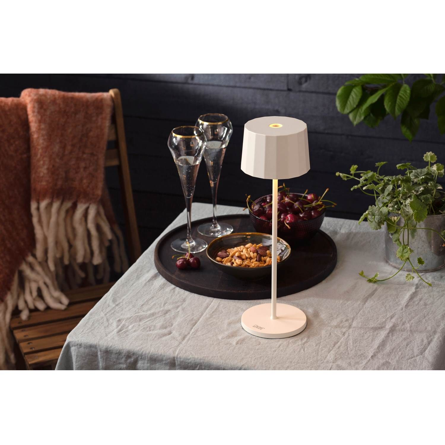 7318307813258 Konstmide Positano hvid - Bordlampe bærbar Lamper,Bordlamper,Trådløse bordlamper 2190001588 116432