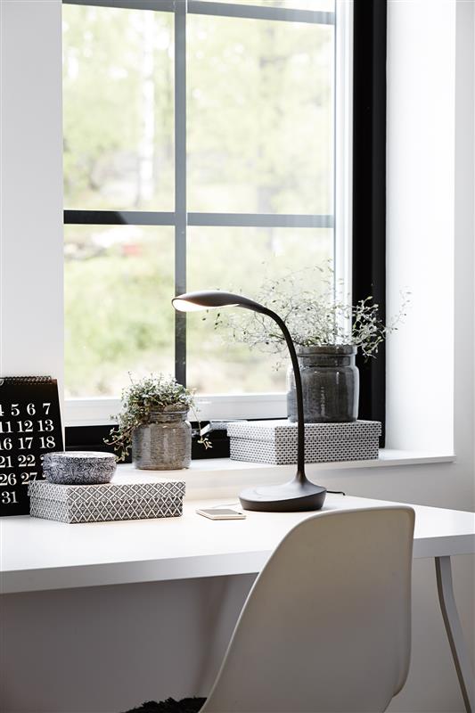 7330024556089 Markslöjd Swan - Bordlampe Lamper,Bordlamper,Bordlamper 86800060890 0