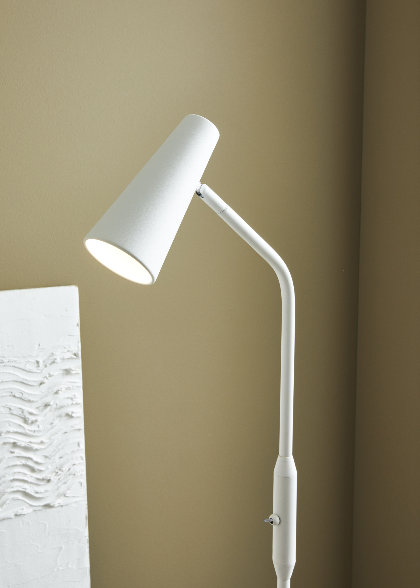 7330024600348 Marksløjd CREST hvid 108205 - Gulvlampe Lamper,Gulvlamper,Gulvlamper 86800002600 CREST hvid 108205