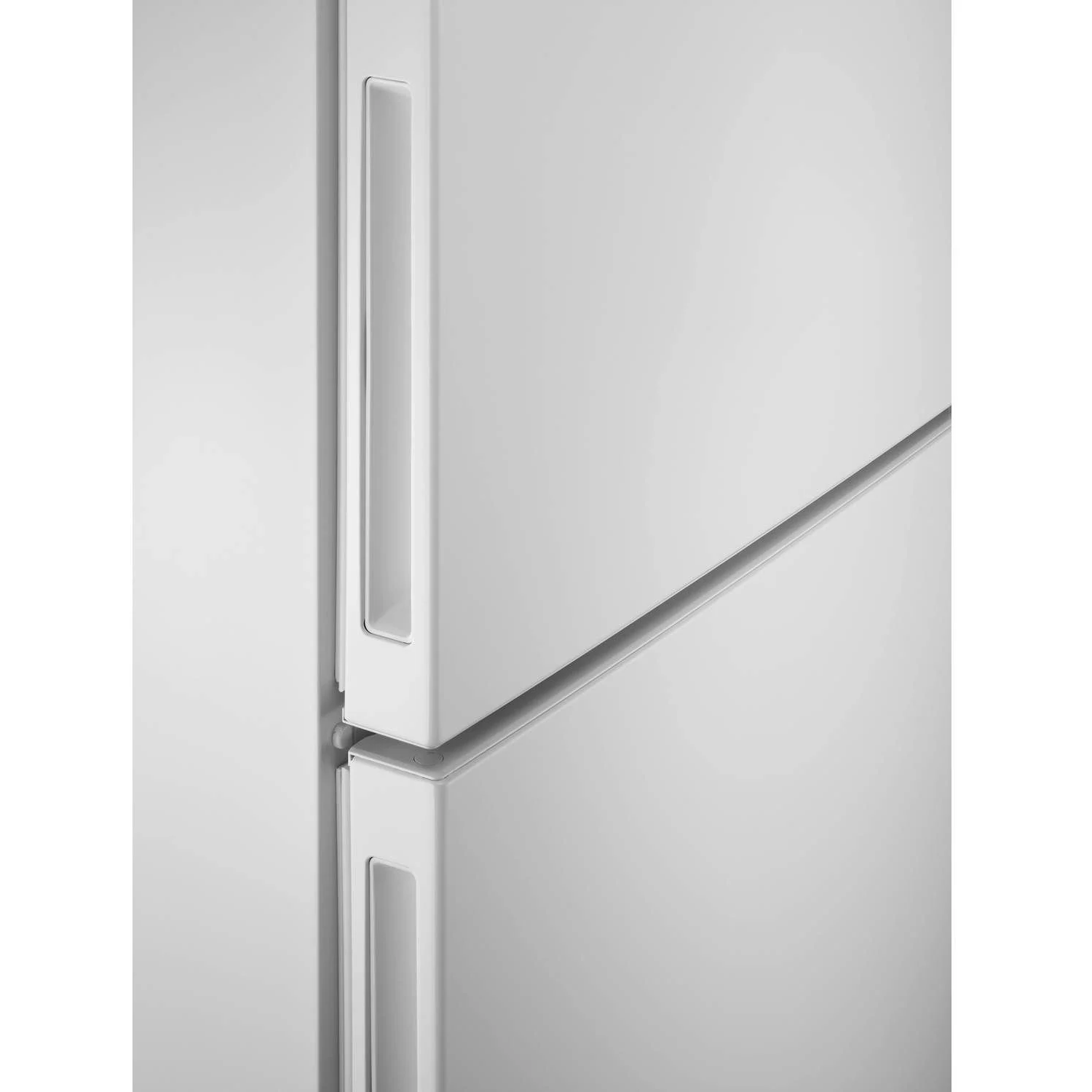 7333394023687 Electrolux LNT4ME36W - Fritstående kølefryseskab Hvidevarer,Kølefryseskabe,Fritstående kølefryseskabe 2190004083 LNT4ME36W