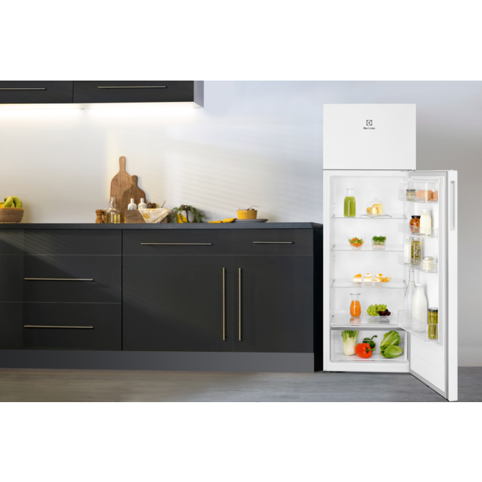 Electrolux LTB1AE28W0 - Fritstående kølefryseskab